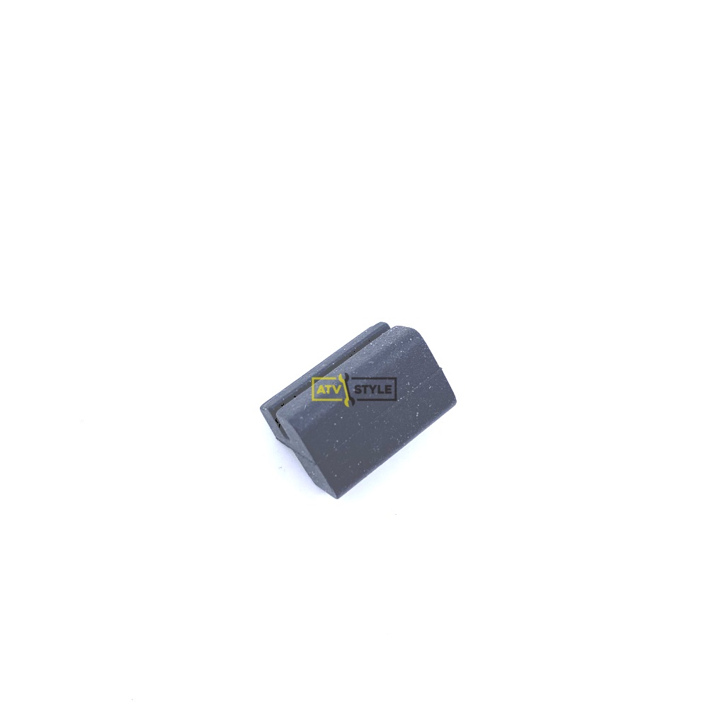 Защитная проставка на бак Suzuki 44177-14J02-000