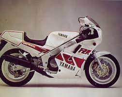Yamaha FZR750 1987