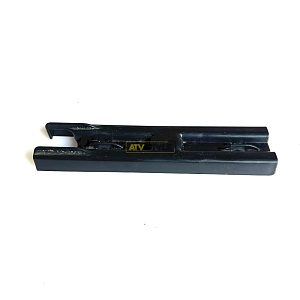 Крышка прижимной пластины АКБ Yamaha 3B4-82129-01-00