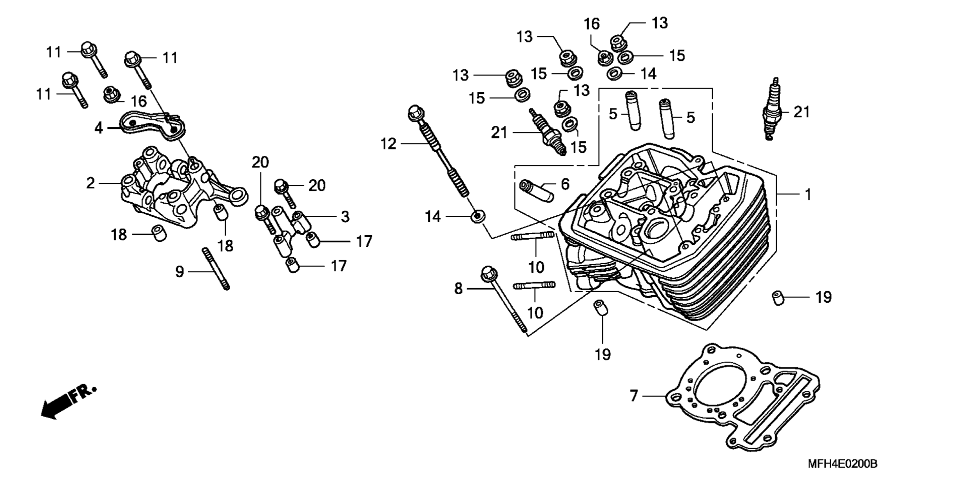 Передняя часть CYLINDER HEAD