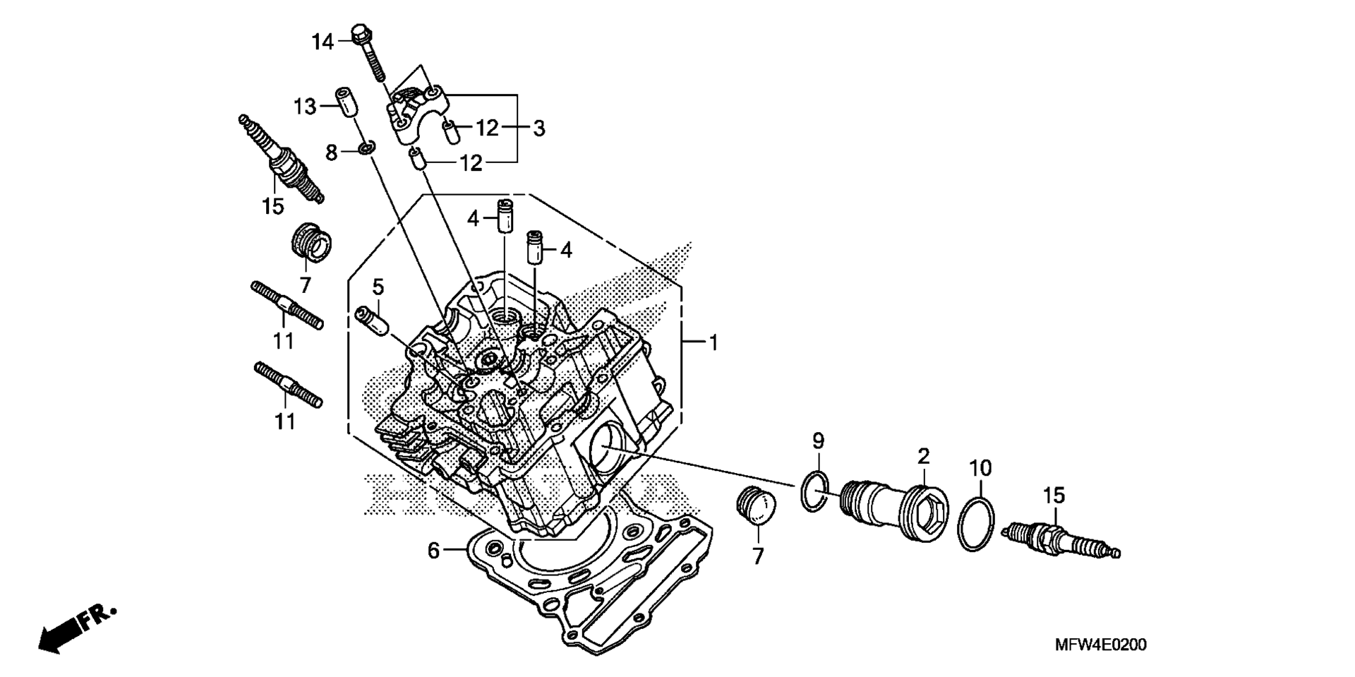 Передняя часть CYLINDER HEAD