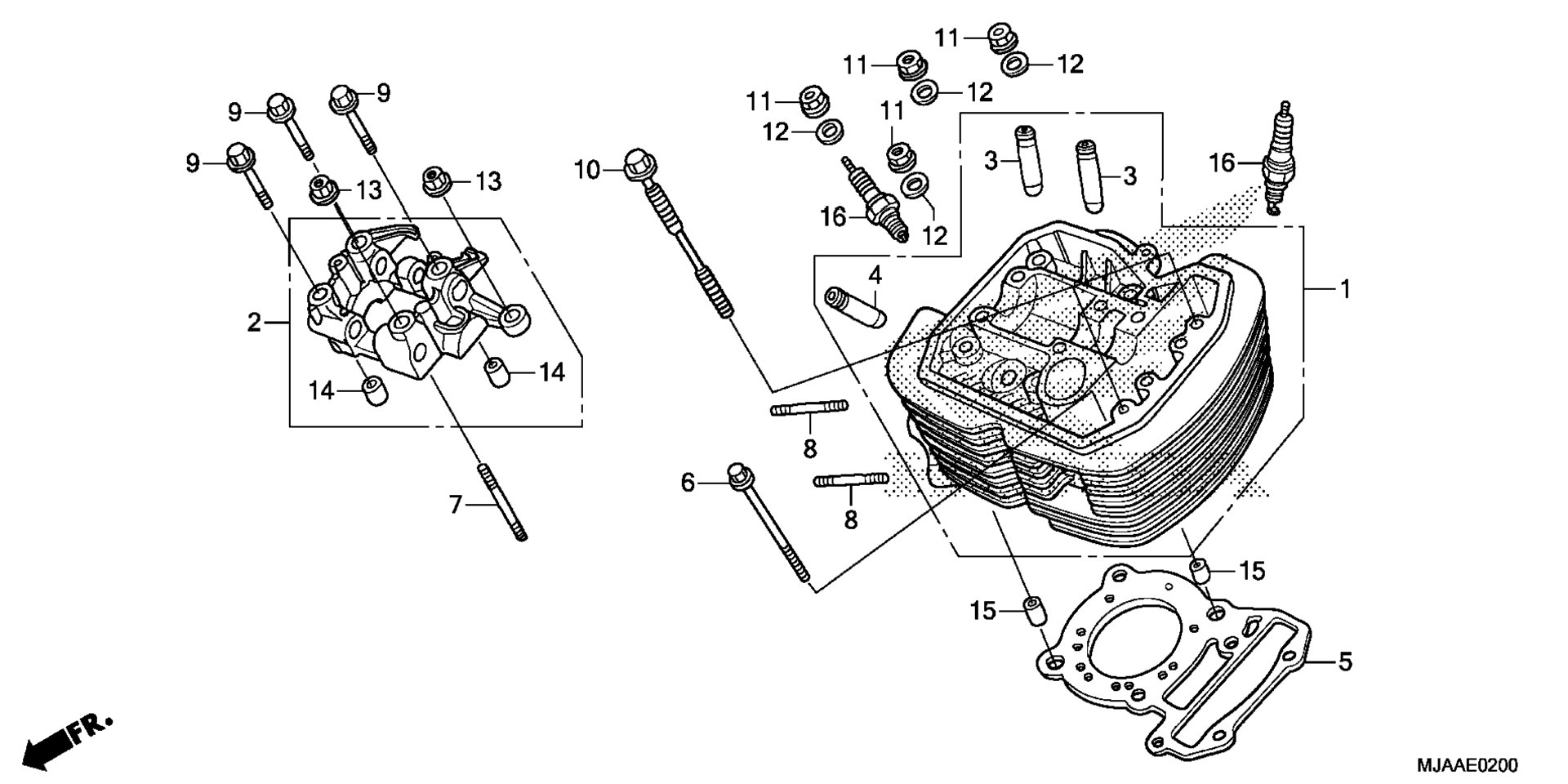 Передняя часть CYLINDER HEAD