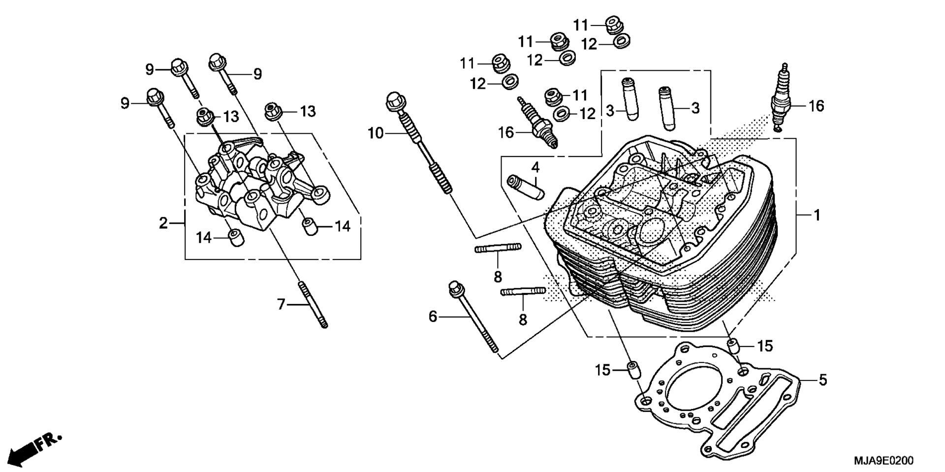 Передняя часть CYLINDER HEAD