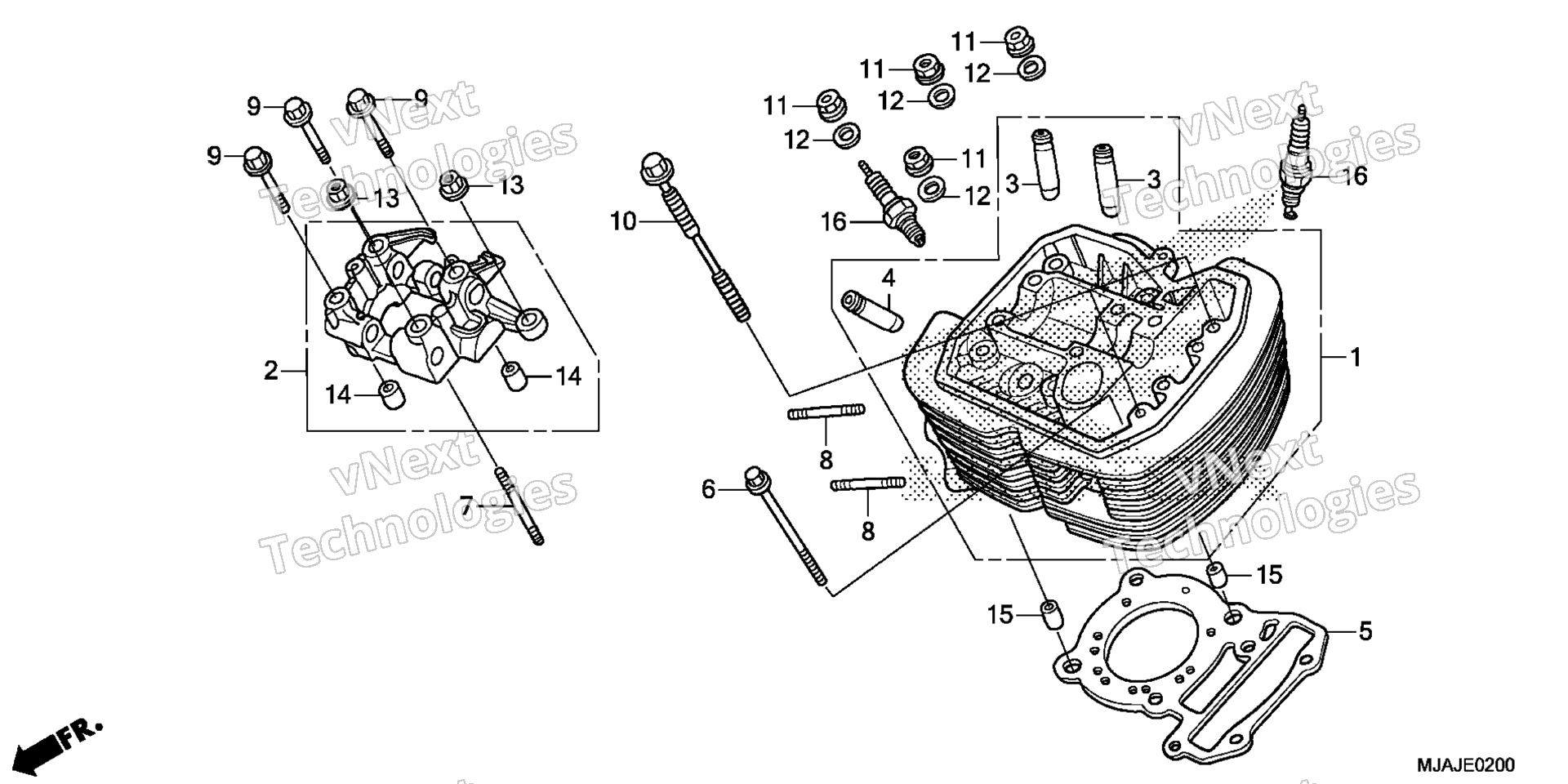 Передняя часть CYLINDER HEAD